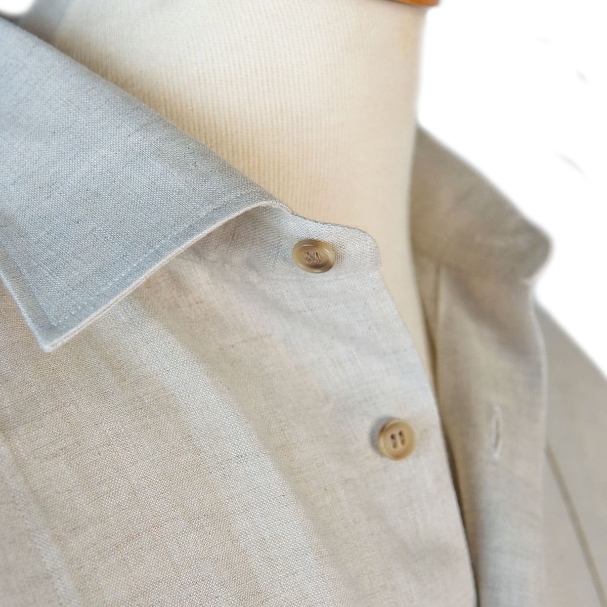 CAMISA GUAYABERA UNISEX CREMA
