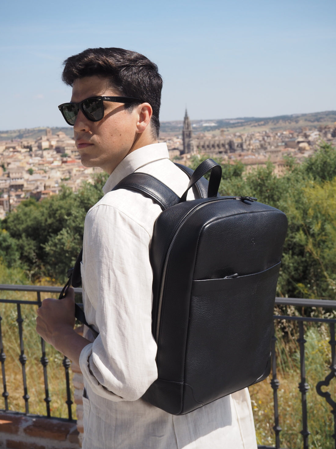 THE URBAN ADVENTURER BLACK