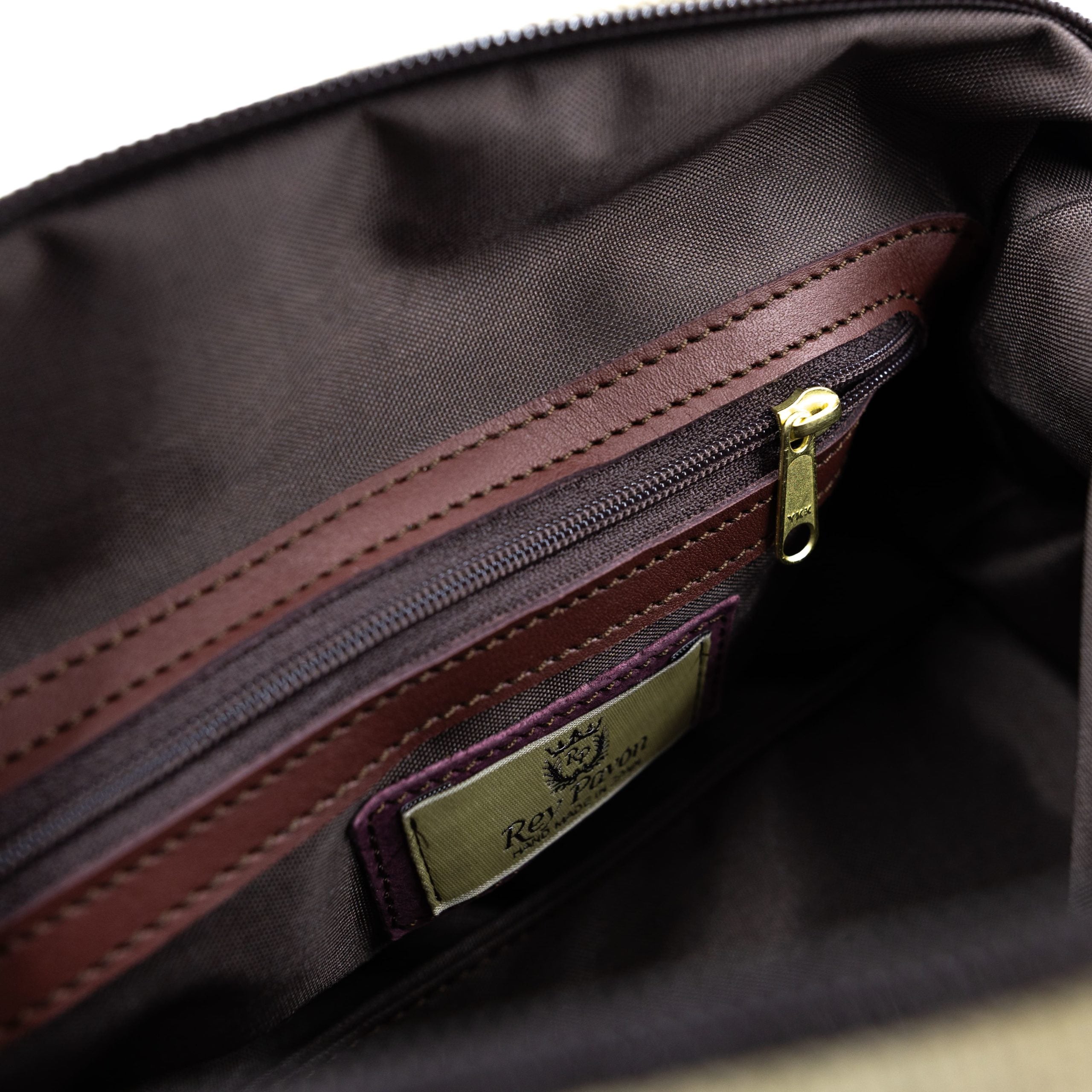 THE WASH BAG COTSWOLDS