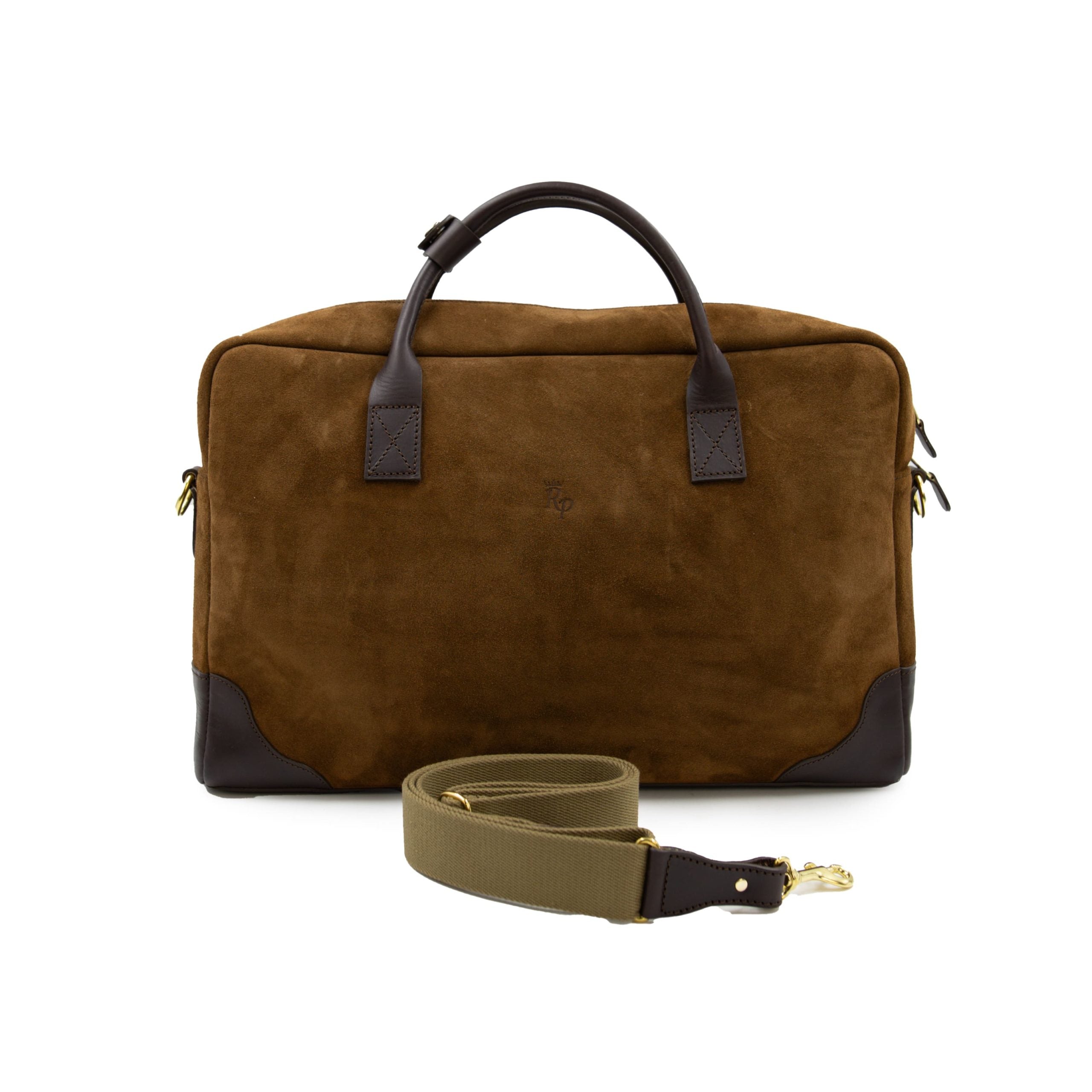 THE EXECUTIVE URBAN CARAMEL