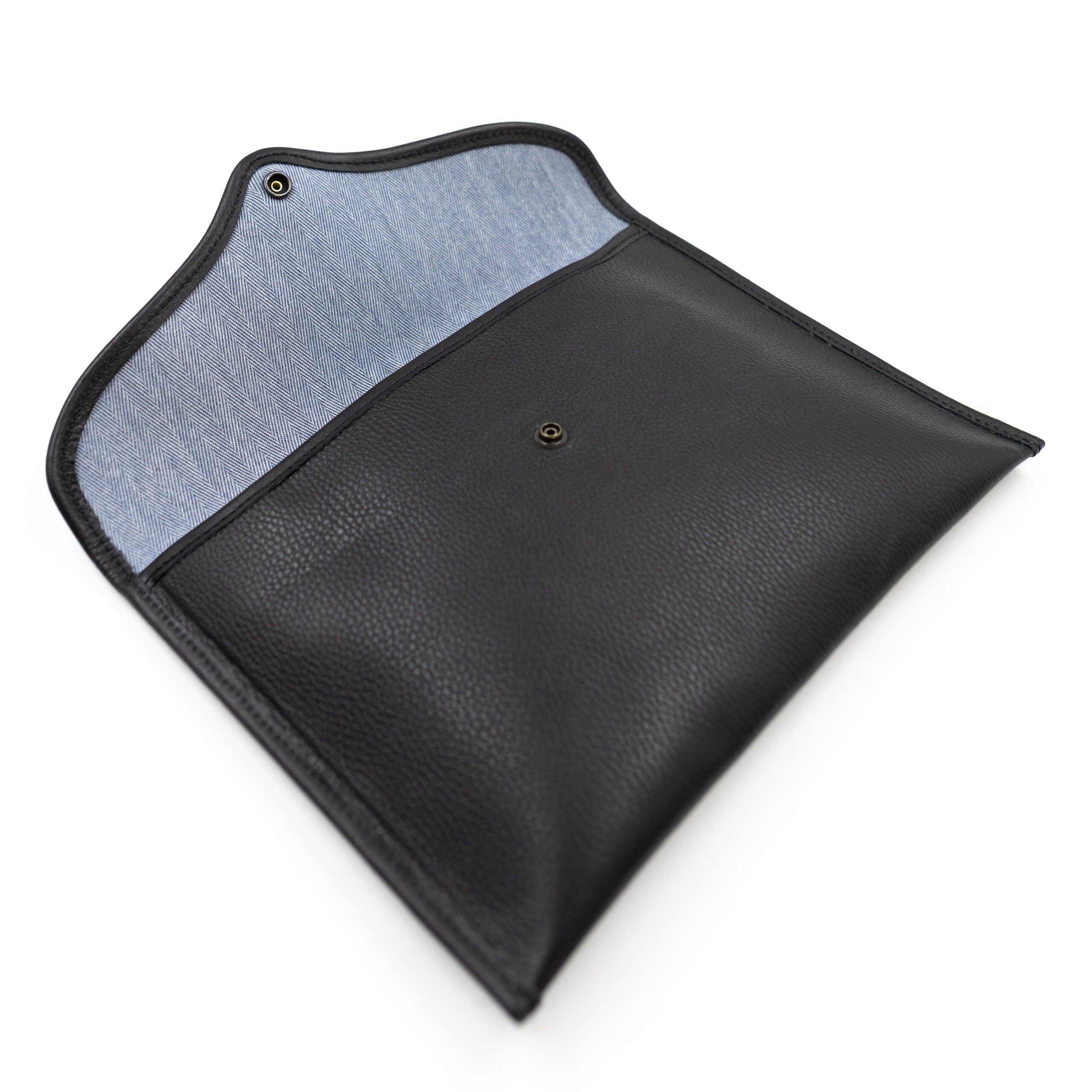 THE BRIEF URBAN BLACK