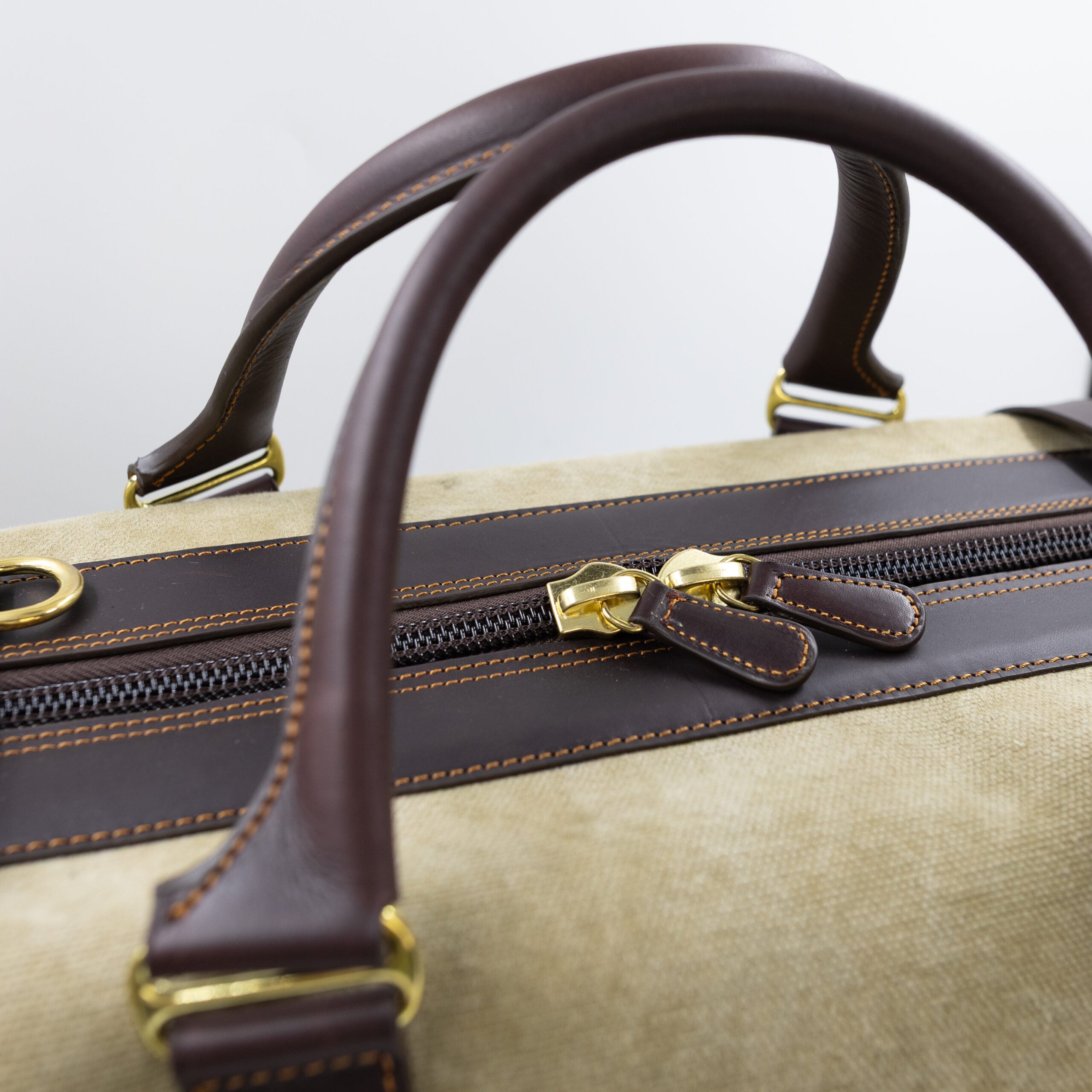TRAVEL BAG 22