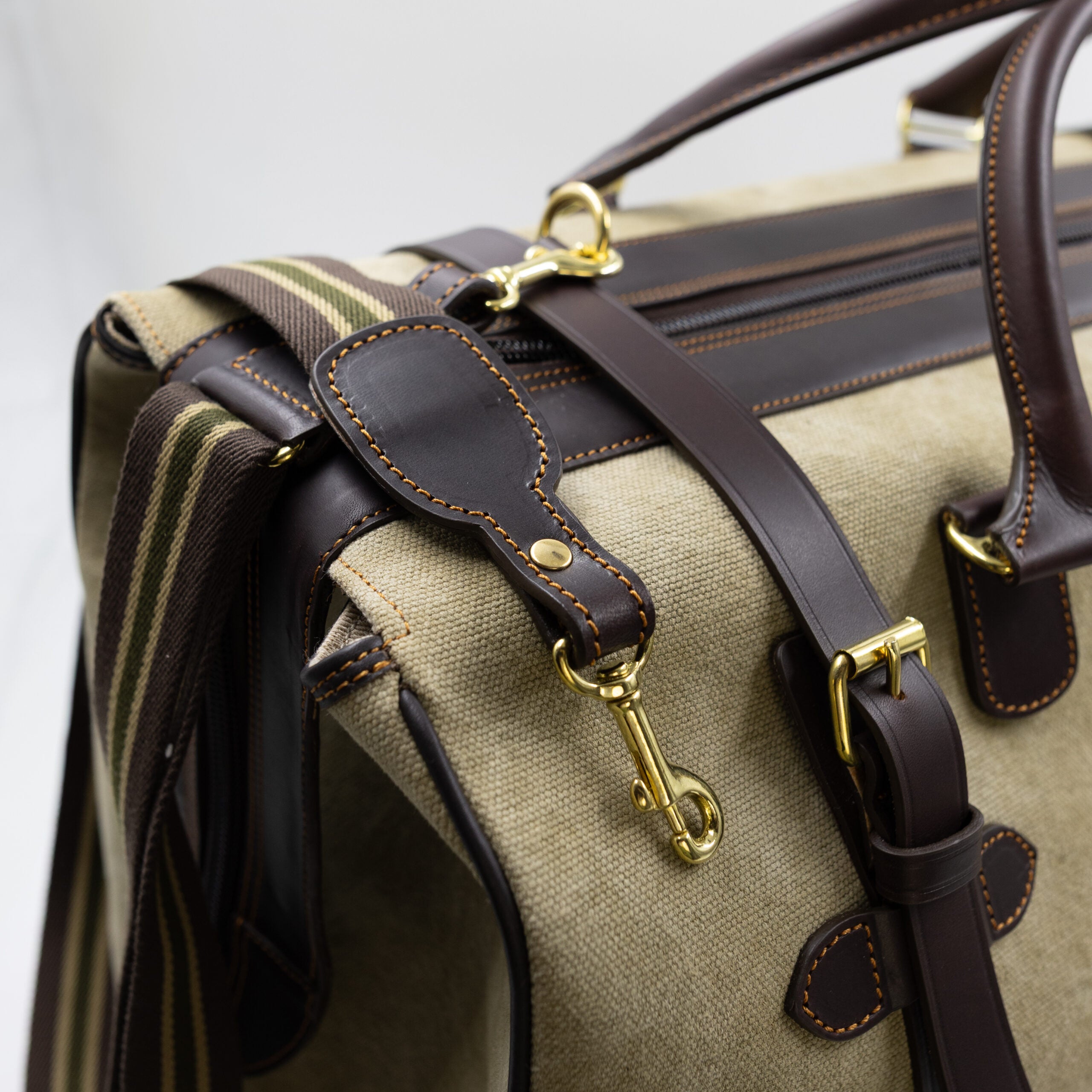 TRAVEL BAG 22