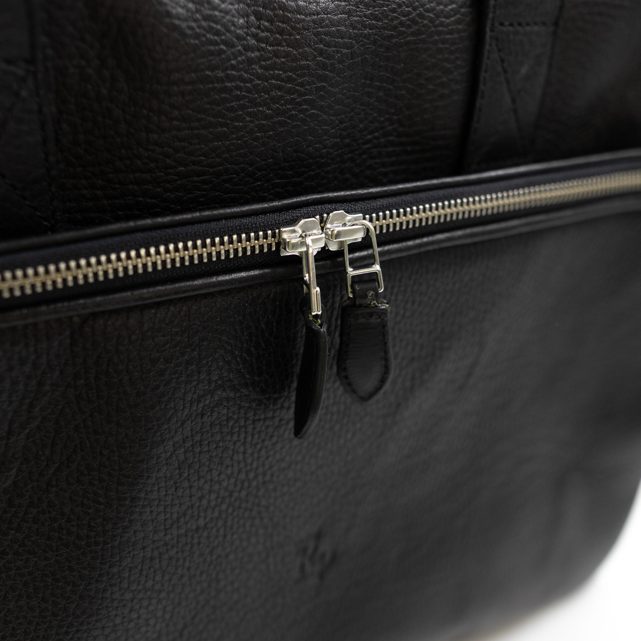 THE VOYAGER URBAN BLACK