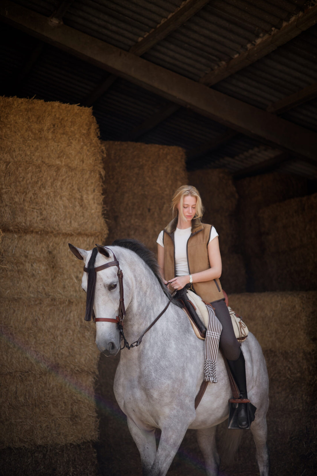 WOMEN'S ROLO VEST